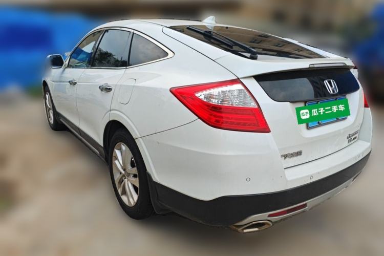 Used Honda Crosstour 2014 2.4L Luxury Edition Rear Left 45 Deg