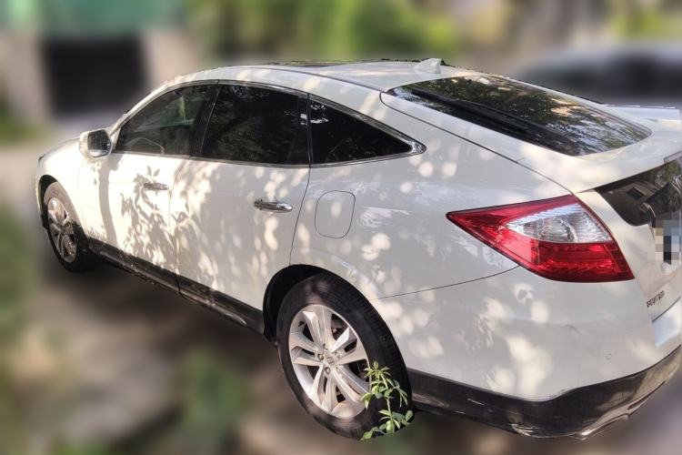 Used Honda Crosstour 2014 2.4L Luxury Edition Rear Left 45 Deg