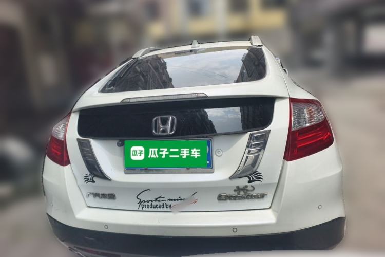 Used Honda Crosstour 2014 2.4L Luxury Edition Rear