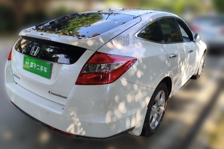 Used Honda Crosstour 2014 2.4L Luxury Edition Rear Right 45 Deg