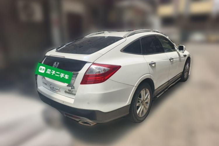 Used Honda Crosstour 2014 2.4L Luxury Edition Rear Right 45 Deg