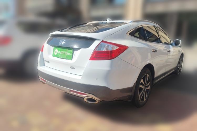 Used Honda Crosstour 2014 2.4L Luxury Edition Rear Right 45 Deg