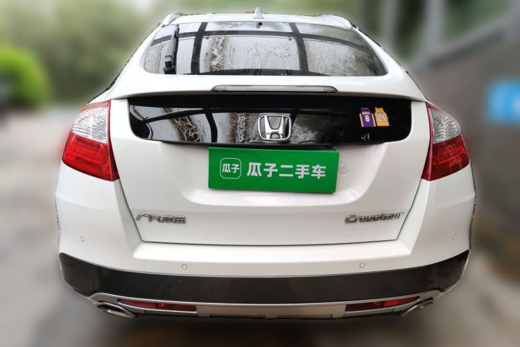 Used Honda Crosstour 2014 2.4L Luxury Edition Rear