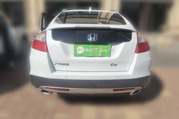 Used Honda Crosstour 2014 2.4L Luxury Edition Rear