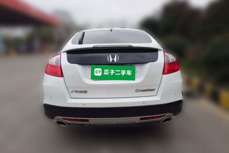 Used Honda Crosstour 2014 2.4L Luxury Edition Rear