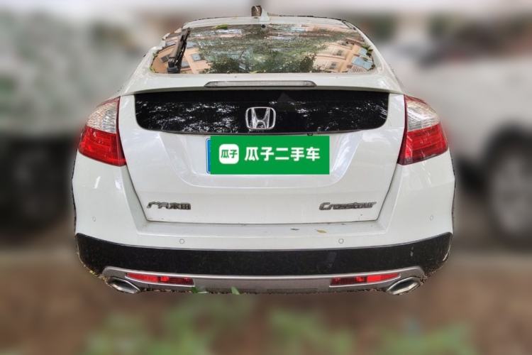 Used Honda Crosstour 2014 2.4L Luxury Edition Rear