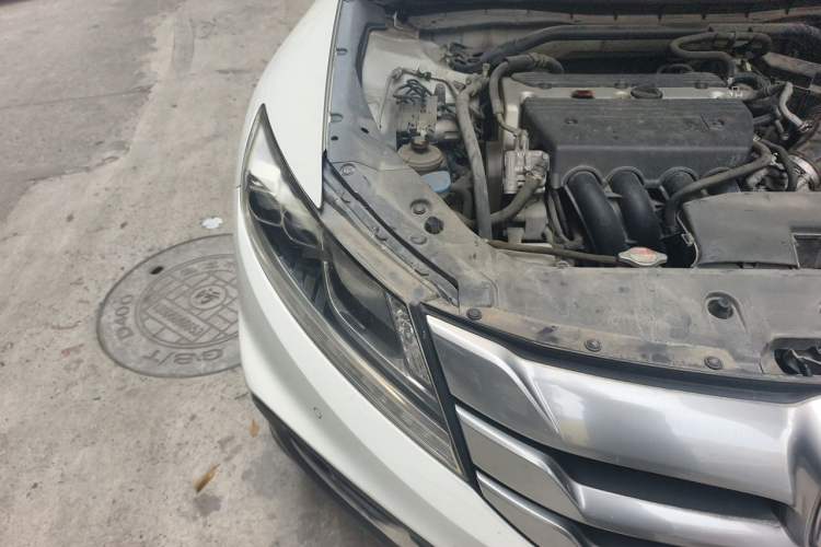 Used Honda Crosstour 2014 2.4L Luxury Edition Right Front Headlight