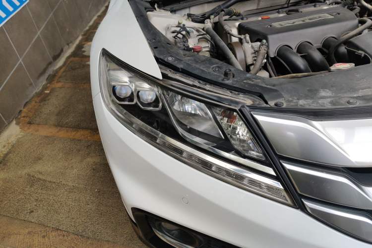 Used Honda Crosstour 2014 2.4L Luxury Edition Right Front Headlight