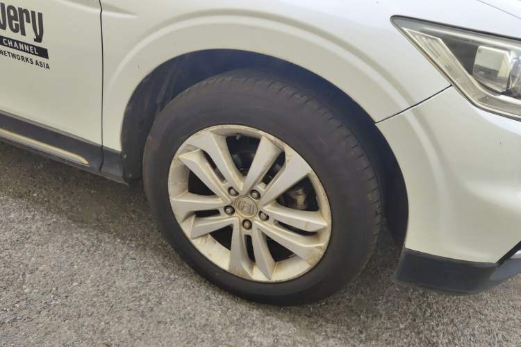 Used Honda Crosstour 2014 2.4L Luxury Edition Right Front Wheel Hub