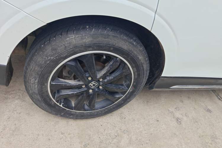 Used Honda Crosstour 2014 2.4L Luxury Edition Right Rear Wheel Hub