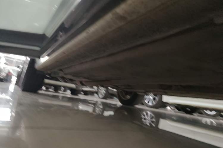 Used Honda Crosstour 2014 2.4L Luxury Edition Right Side Sill
