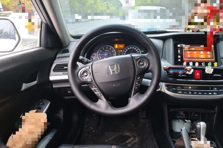 Used Honda Crosstour 2014 2.4L Luxury Edition Steering Wheel