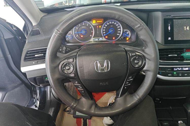 Used Honda Crosstour 2014 2.4L Luxury Edition Steering Wheel
