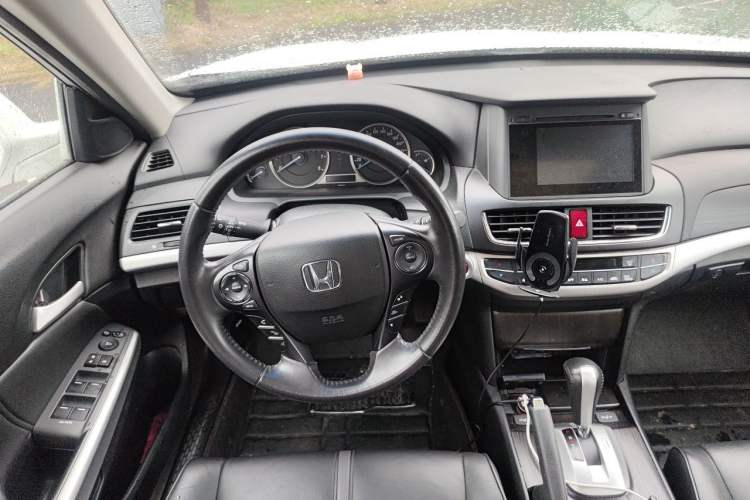 Used Honda Crosstour 2014 2.4L Luxury Edition Steering Wheel
