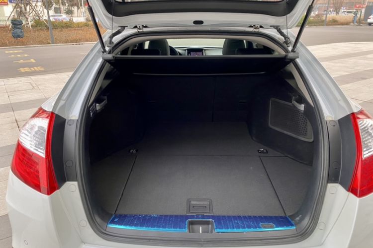 Used Honda Crosstour 2014 2.4L Luxury Edition Trunk