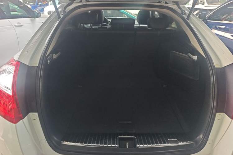 Used Honda Crosstour 2014 2.4L Luxury Edition Trunk