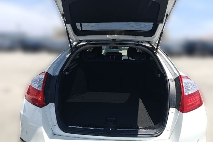 Used Honda Crosstour 2014 2.4L Luxury Edition Trunk