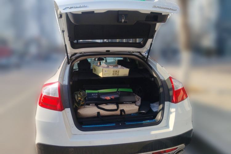 Used Honda Crosstour 2014 2.4L Luxury Edition Trunk