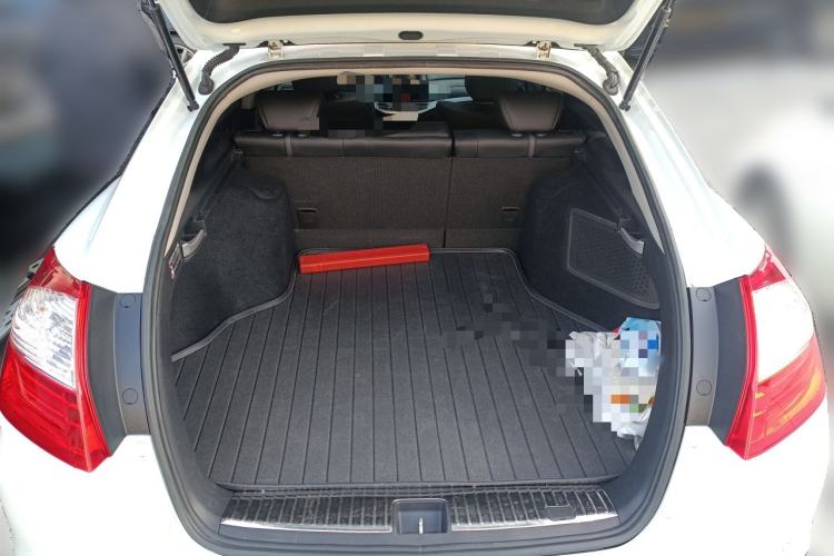Used Honda Crosstour 2014 2.4L Luxury Navigation Edition Trunk