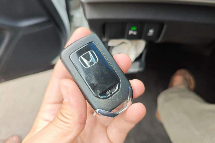 Used Honda Crosstour 2014 2.4L Luxury Edition Vehicle Key