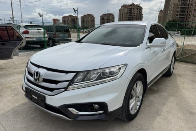 Used Honda Crosstour 2014 2.4L Luxury Edition
