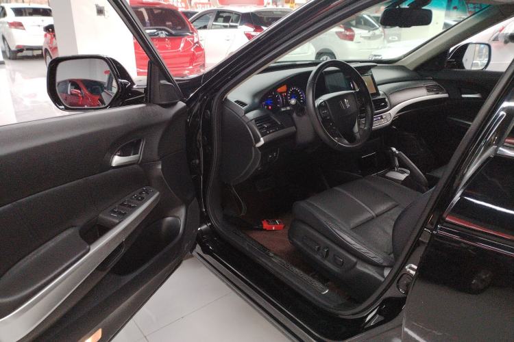Used Honda Crosstour 2016 2.4L Luxury Edition Driver Seat
