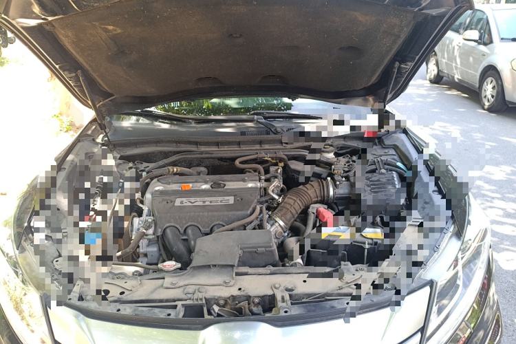 Used Honda Crosstour 2016 2.4L Luxury Edition Engine Bay