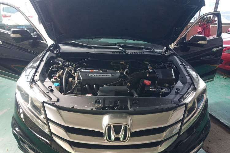 Used Honda Crosstour 2016 2.4L Luxury Edition Engine Bay