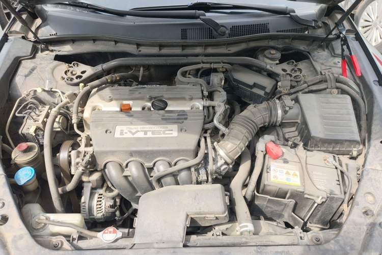 Used Honda Crosstour 2016 2.4L Luxury Edition Engine Bay