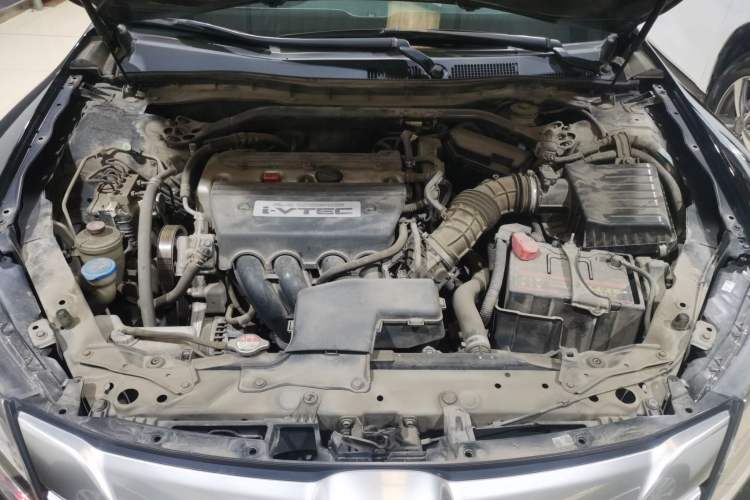 Used Honda Crosstour 2016 2.4L Luxury Edition Engine Bay