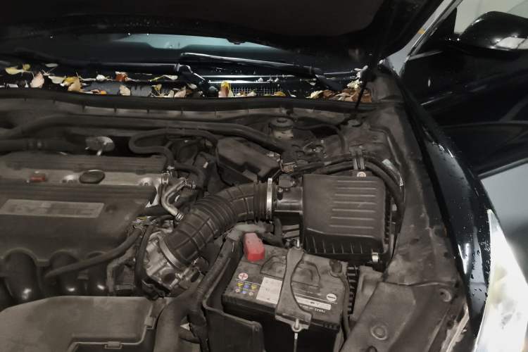 Used Honda Crosstour 2016 2.4L Luxury Edition Engine Bay Left