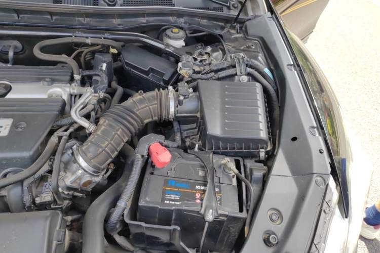 Used Honda Crosstour 2016 2.4L Luxury Edition Engine Bay Left