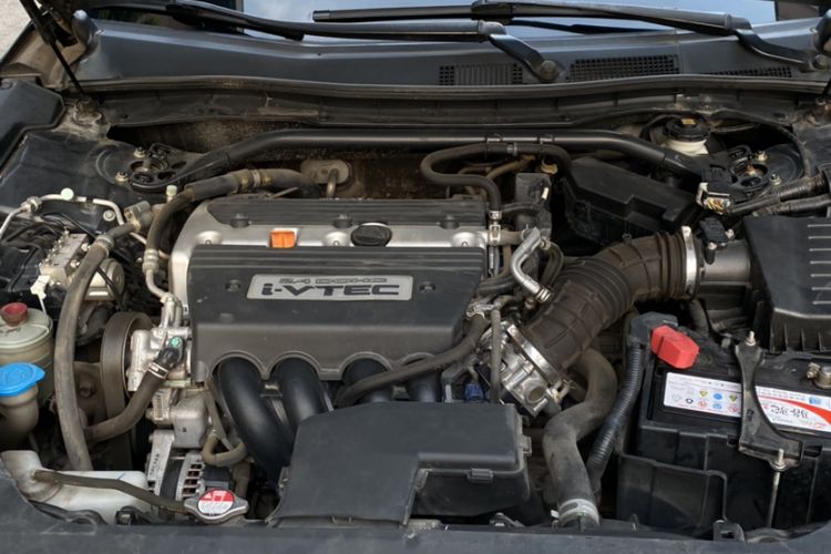 Used Honda Crosstour 2016 2.4L Luxury Edition Engine Bay