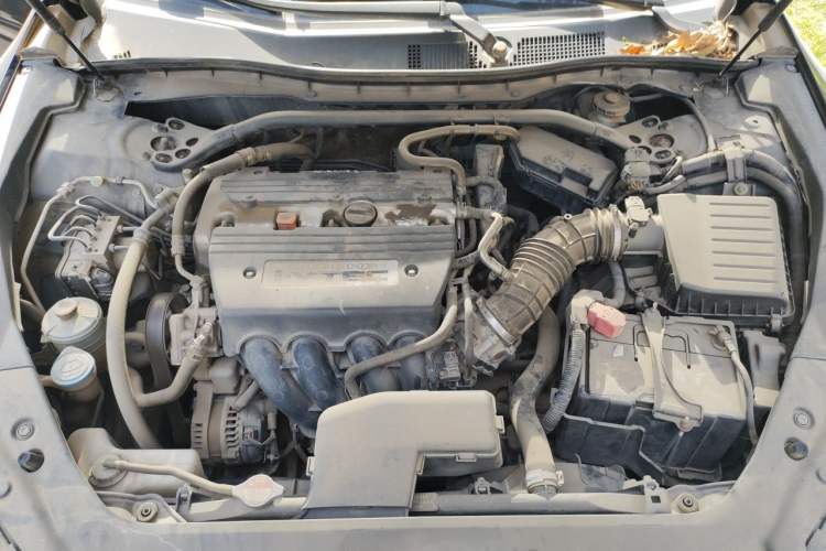 Used Honda Crosstour 2016 2.4L Luxury Edition Engine Bay