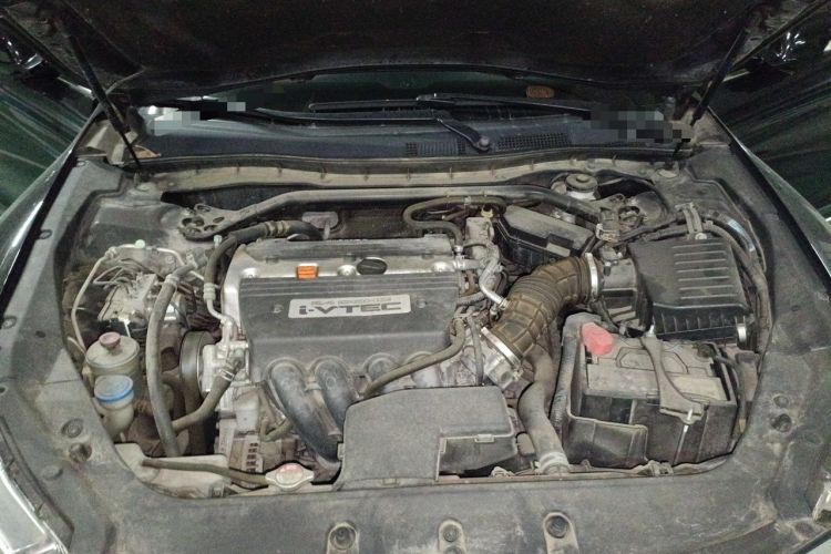 Used Honda Crosstour 2016 2.4L Luxury Edition Engine Bay