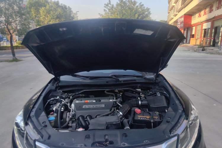 Used Honda Crosstour 2016 2.4L Luxury Edition Engine Bay