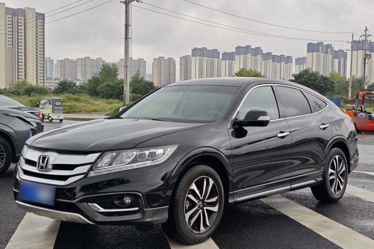 Used Honda Crosstour 2016 2.4L Luxury Edition Exterior 1