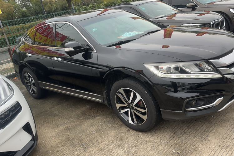 Used Honda Crosstour 2016 2.4L Luxury Edition Exterior 2