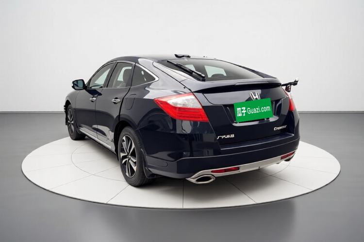 Used Honda Crosstour 2016 2.4L Luxury Edition Exterior 3