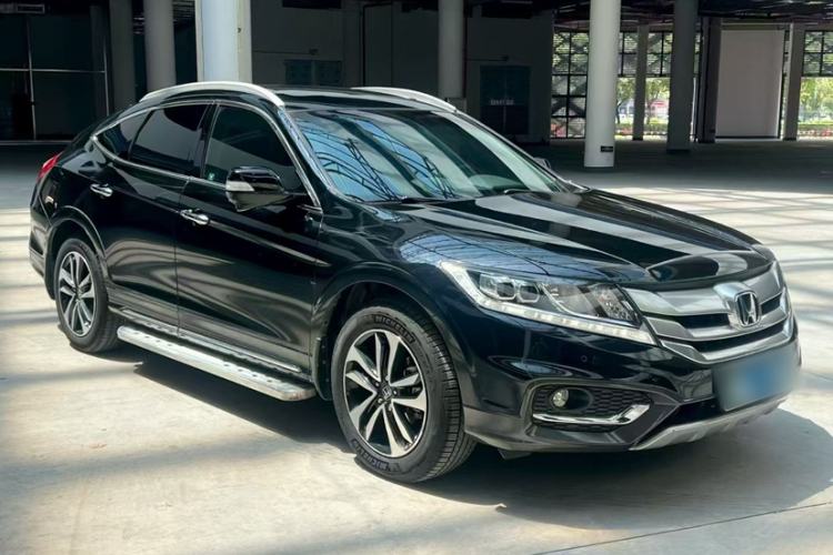 Used Honda Crosstour 2016 2.4L Luxury Edition Exterior 3