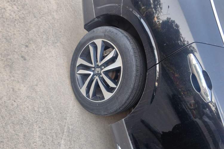 Used Honda Crosstour 2016 2.4L Luxury Edition Exterior 3