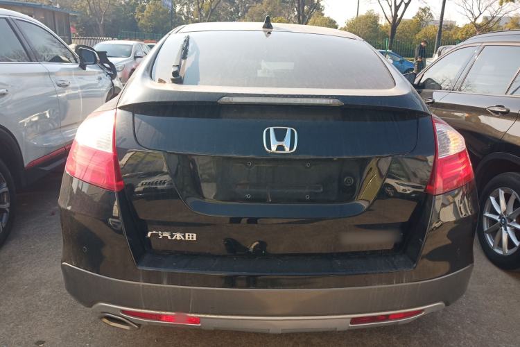 Used Honda Crosstour 2016 2.4L Luxury Edition Exterior 4