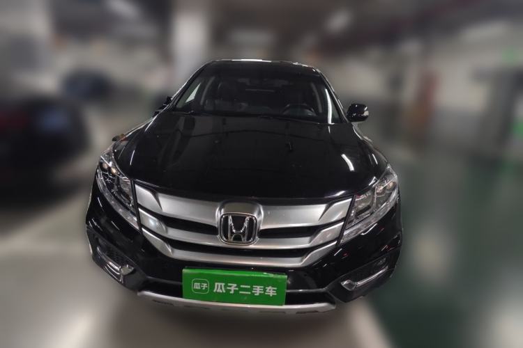 Used Honda Crosstour 2016 2.4L Luxury Edition Front