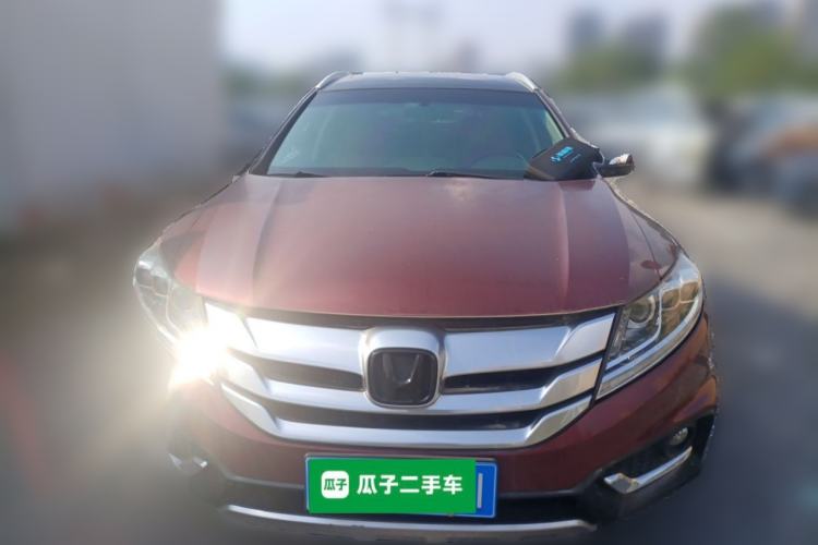 Used Honda Crosstour 2016 3.0L AWD Prestige Edition Front