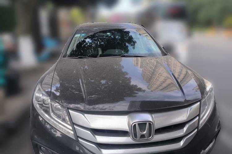 Used Honda Crosstour 2016 2.4L Luxury Edition Front