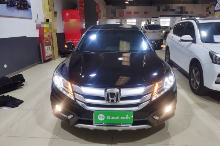 Used Honda Crosstour 2016 2.4L Luxury Edition Front
