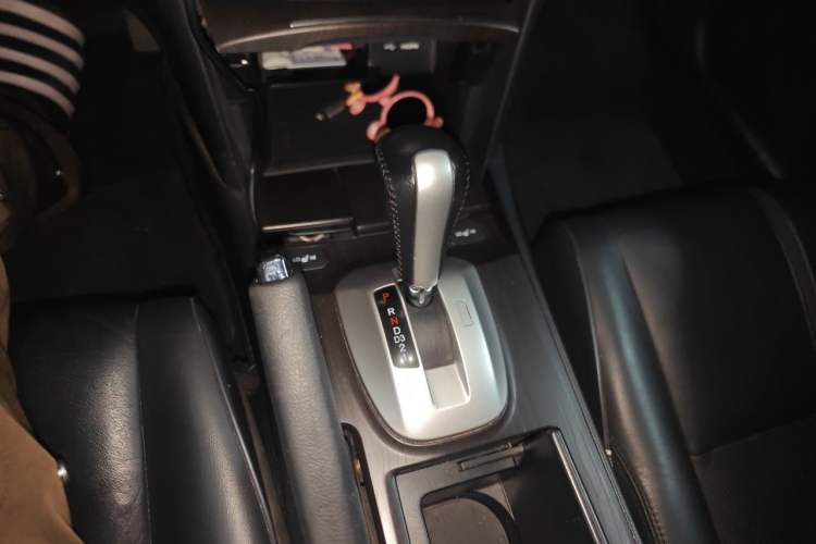 Used Honda Crosstour 2016 2.4L Luxury Edition Gear Lever