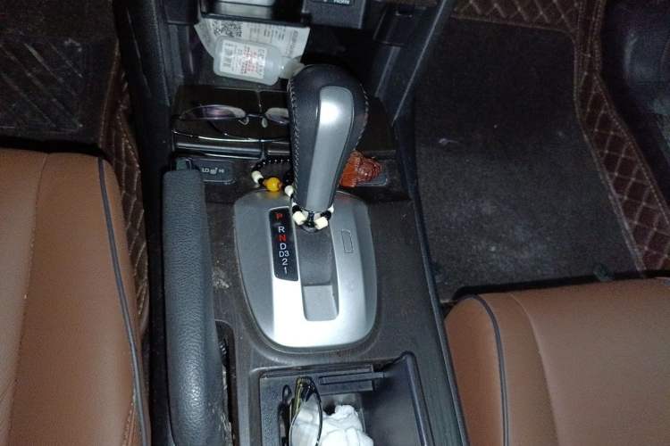 Used Honda Crosstour 2016 2.4L Luxury Edition Gear Lever
