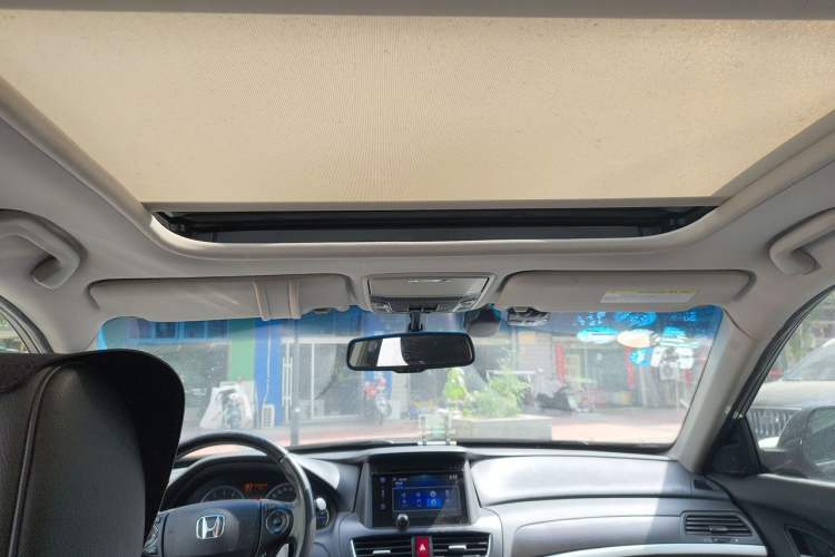 Used Honda Crosstour 2016 2.4L Luxury Edition Headliner