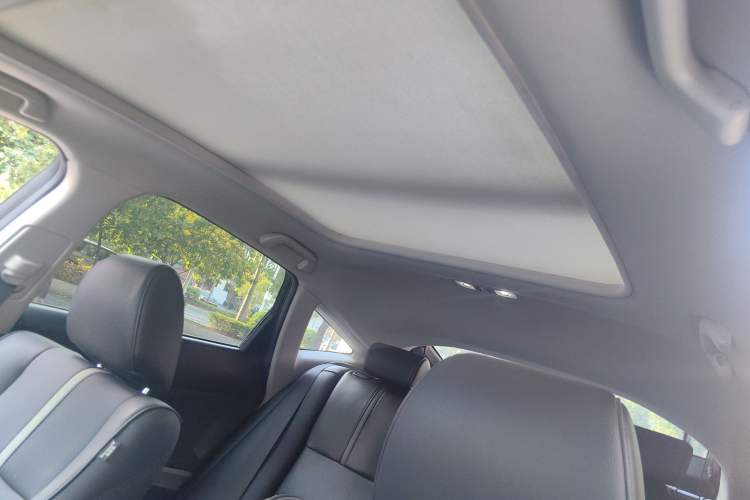 Used Honda Crosstour 2016 2.4L Luxury Edition Headliner